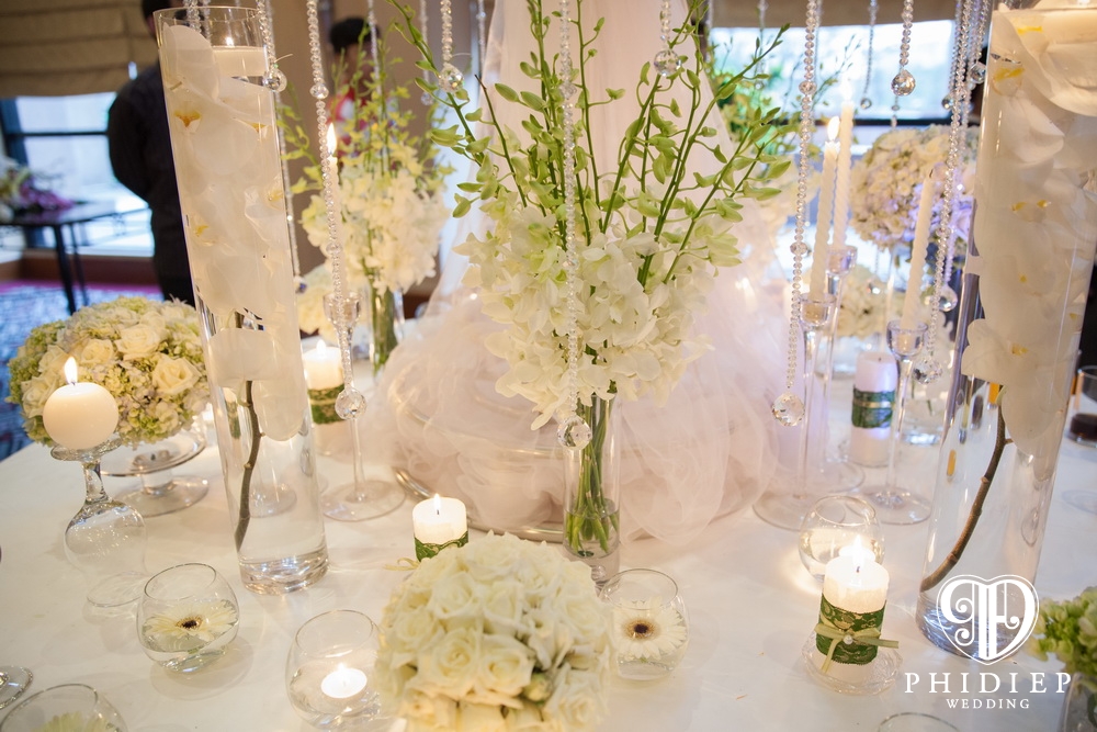 Hoa tươi đã có cho mùa xuân