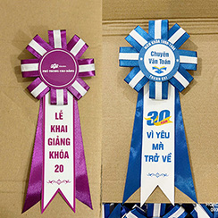 Chợ Hoa Ngày Tết Vắng Khách - Xu Hướng Mua Online Lên Ngôi, Kinh Doanh Truyền Thống Đứng Trước Thách Thức