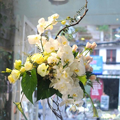 Bình hoa tươi cho Tháng 10 tràn hạnh phúc