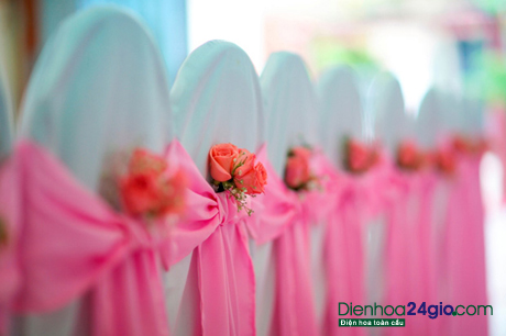 Trang trí màu hồng cho tiệc cưới của bạn