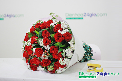 Nên tặng hoa hồng khi tỏ tình với ai đó