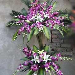 Lẵng hoa chia buồn