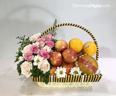 Đặt giỏ hoa quả ở đâu?