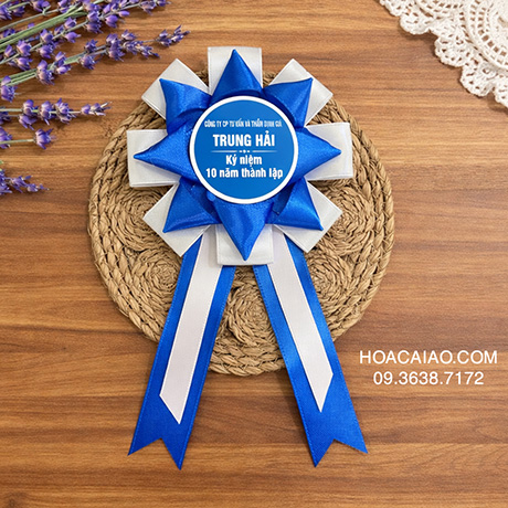 Hoa cài áo đại biểu hồ chí minh