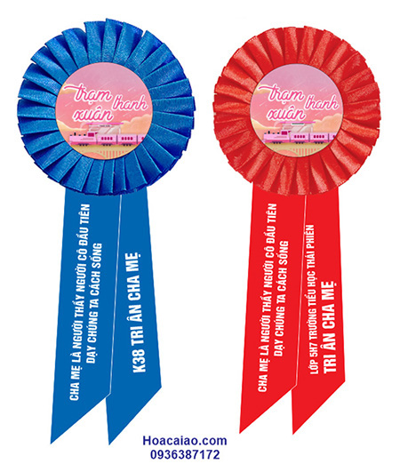 Hoa cài áo lễ tri ân thầy cô giáo