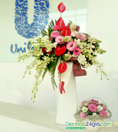 Bình hoa chúc mừng Bi09