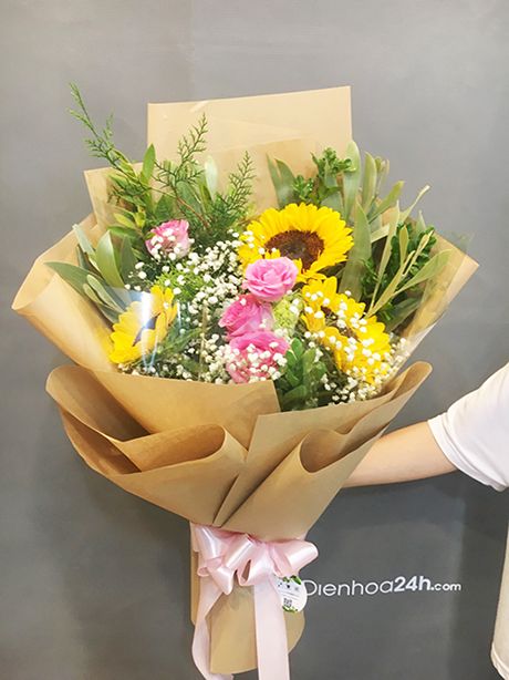 Bó hoa chúc mừng