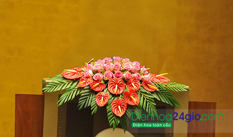 Hoa bục phát biểu 11