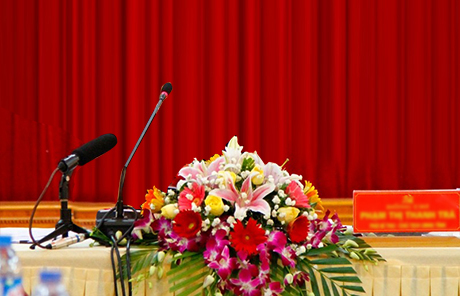 Hoa bục phát biểu 19