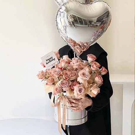 Hoa và bóng bay G901