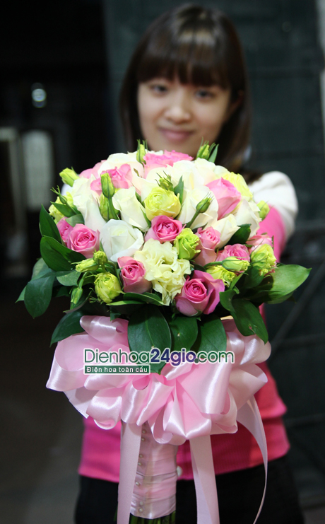 Hoa cưới hồng &ndash; xanh