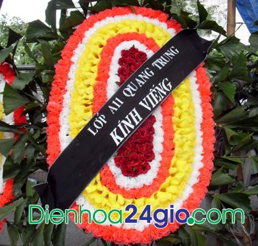 V&ograve;ng hoa tang lễ h&igrave;nh elip